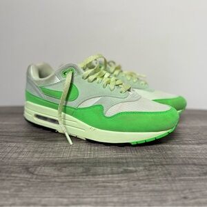 Nike Air Max 1 Vapor Green Women’s Size 10/Men”s 9.5